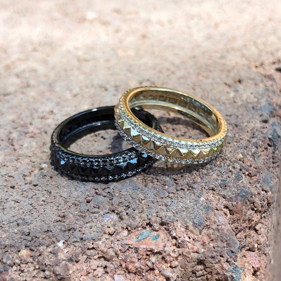 Shashi Rocker Pave Ring - Picture 3 of 4